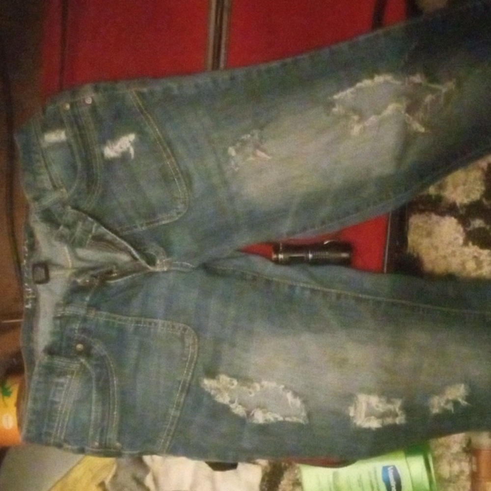 Ariya jeans